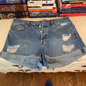 NWT H&M Jean Shorts